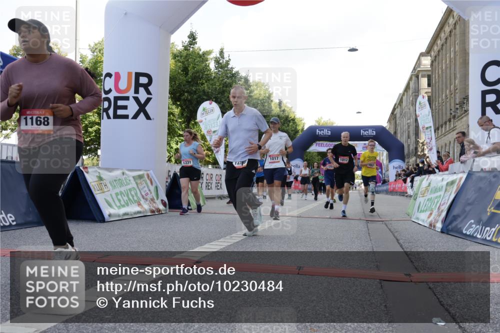 06.09.2026 - CURREX Alsterlauf Yannick Fuchs http://msf.ph/oto/10230484 06.09.2026 11:54:41 Ziel 1012, 1017, 1019, 1031, 1060, 1101, 1122, 1168, 1185, 1222, 1231, 1251, 1260, 1270, 1280, 1289, 1290, 1325, 1331 meine-sportfotos.de