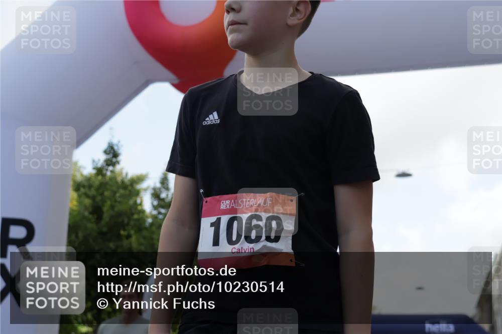 06.09.2026 - CURREX Alsterlauf Yannick Fuchs http://msf.ph/oto/10230514 06.09.2026 11:54:50 Ziel 1060, 1097, 1101, 1134, 1140, 1145, 1185, 1222, 1231, 1247, 1251, 1260, 1270, 1272, 1275, 1276, 1280 meine-sportfotos.de