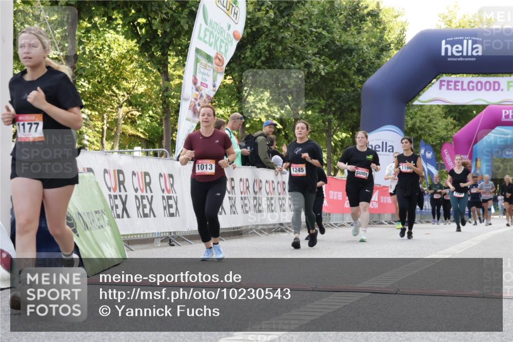 06.09.2026 - CURREX Alsterlauf Yannick Fuchs http://msf.ph/oto/10230543 06.09.2026 11:55:00 Ziel 1013, 1097, 1134, 1177, 1238, 1245 meine-sportfotos.de