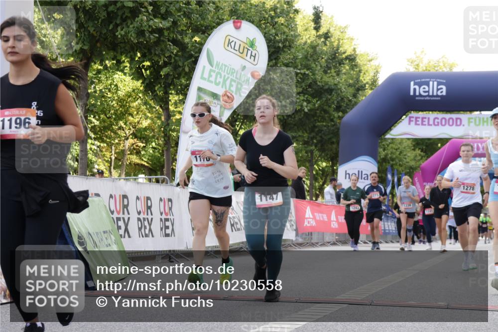 06.09.2026 - CURREX Alsterlauf Yannick Fuchs http://msf.ph/oto/10230558 06.09.2026 11:55:09 Ziel 1013, 1073, 1147, 1170, 1196, 1245, 1278, 1307, 1341, 8344 meine-sportfotos.de