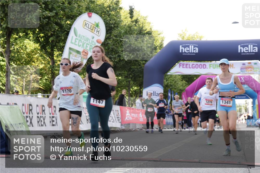 06.09.2026 - CURREX Alsterlauf Yannick Fuchs http://msf.ph/oto/10230559 06.09.2026 11:55:09 Ziel 1013, 1073, 1147, 1170, 1196, 1245, 1278, 1307, 1341, 8344 meine-sportfotos.de