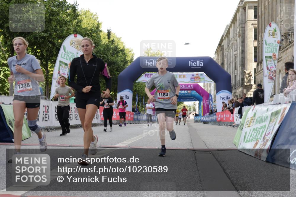 06.09.2026 - CURREX Alsterlauf Yannick Fuchs http://msf.ph/oto/10230589 06.09.2026 11:55:17 Ziel 1073, 1087, 1141, 1183, 1243, 1273, 1278, 1338, 1341, 8344 meine-sportfotos.de