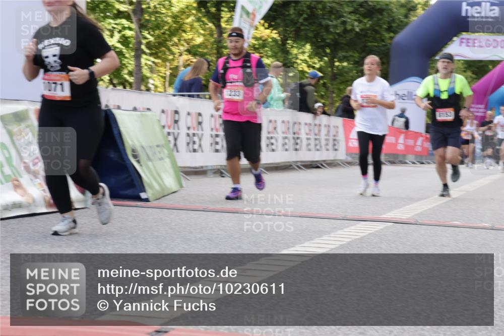 06.09.2026 - CURREX Alsterlauf Yannick Fuchs http://msf.ph/oto/10230611 06.09.2026 11:55:24 Ziel 1030, 1033, 1071, 1087, 1183, 1233, 1273, 1337, 1338, 8136 meine-sportfotos.de