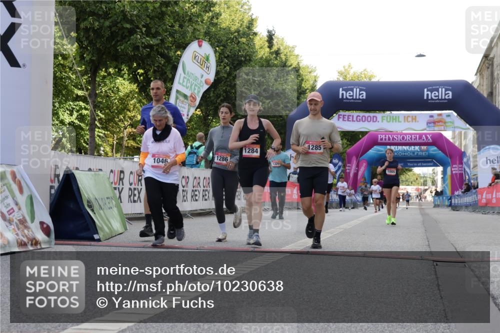 06.09.2026 - CURREX Alsterlauf Yannick Fuchs http://msf.ph/oto/10230638 06.09.2026 11:55:40 Ziel 1005, 1046, 1155, 1156, 1203, 1234, 1265, 1284, 1285, 1286, 1288, 1326 meine-sportfotos.de