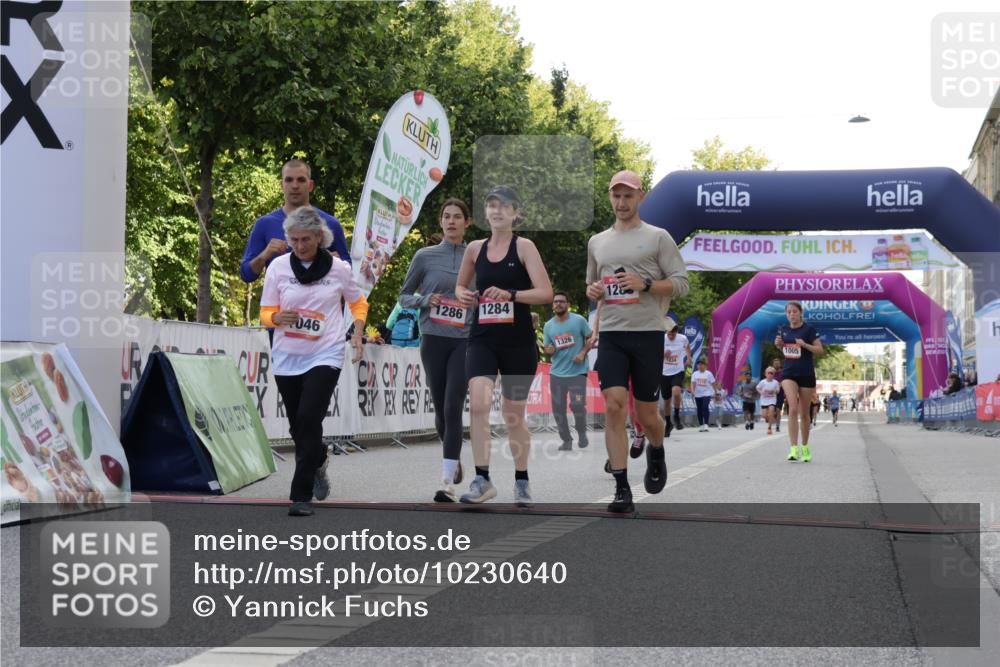 06.09.2026 - CURREX Alsterlauf Yannick Fuchs http://msf.ph/oto/10230640 06.09.2026 11:55:40 Ziel 1005, 1046, 1155, 1156, 1203, 1234, 1265, 1284, 1285, 1286, 1288, 1326 meine-sportfotos.de