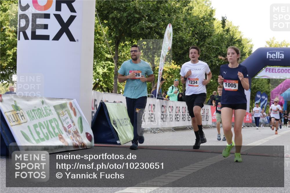 06.09.2026 - CURREX Alsterlauf Yannick Fuchs http://msf.ph/oto/10230651 06.09.2026 11:55:45 Ziel 1004, 1005, 1046, 1203, 1234, 1284, 1285, 1286, 1288, 1296, 1326 meine-sportfotos.de