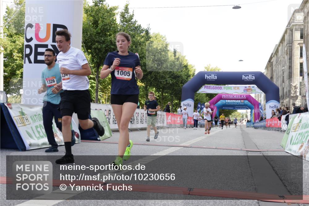06.09.2026 - CURREX Alsterlauf Yannick Fuchs http://msf.ph/oto/10230656 06.09.2026 11:55:46 Ziel 1004, 1005, 1046, 1203, 1234, 1284, 1285, 1286, 1288, 1296, 1326 meine-sportfotos.de