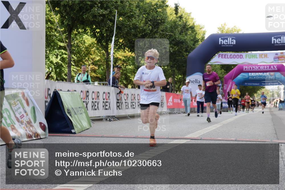 06.09.2026 - CURREX Alsterlauf Yannick Fuchs http://msf.ph/oto/10230663 06.09.2026 11:55:49 Ziel 1004, 1005, 1149, 1203, 1234, 1296, 1326 meine-sportfotos.de
