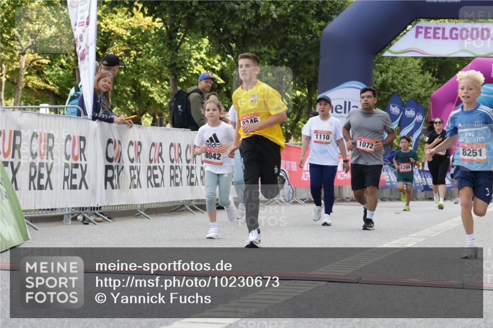 06.09.2026 - CURREX Alsterlauf Yannick Fuchs http://msf.ph/oto/10230673 06.09.2026 11:55:54 Ziel 1004, 1072, 1149, 1296, 1344, 8042, 8251, 8346 meine-sportfotos.de