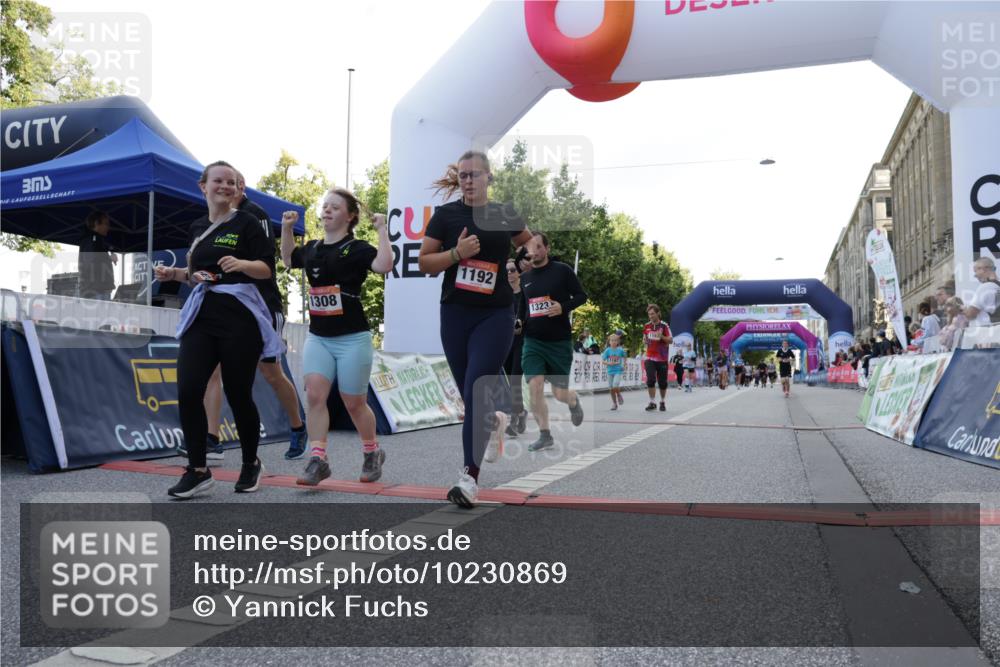 06.09.2026 - CURREX Alsterlauf Yannick Fuchs http://msf.ph/oto/10230869 06.09.2026 11:54:18 Ziel 1078, 1166, 1167, 1192, 1209, 1308, 1322, 1323, 8018 meine-sportfotos.de