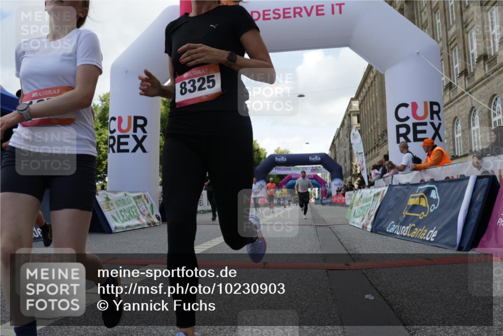 06.09.2026 - CURREX Alsterlauf Yannick Fuchs http://msf.ph/oto/10230903 06.09.2026 11:57:00 Ziel 1055, 1148, 1171, 1248, 1257, 1282, 1292, 8098, 8284, 8325, 8326 meine-sportfotos.de
