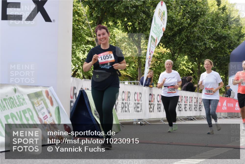 06.09.2026 - CURREX Alsterlauf Yannick Fuchs http://msf.ph/oto/10230915 06.09.2026 11:57:01 Ziel 1055, 1148, 1171, 1248, 1257, 1282, 1292, 8098, 8284, 8325, 8326 meine-sportfotos.de