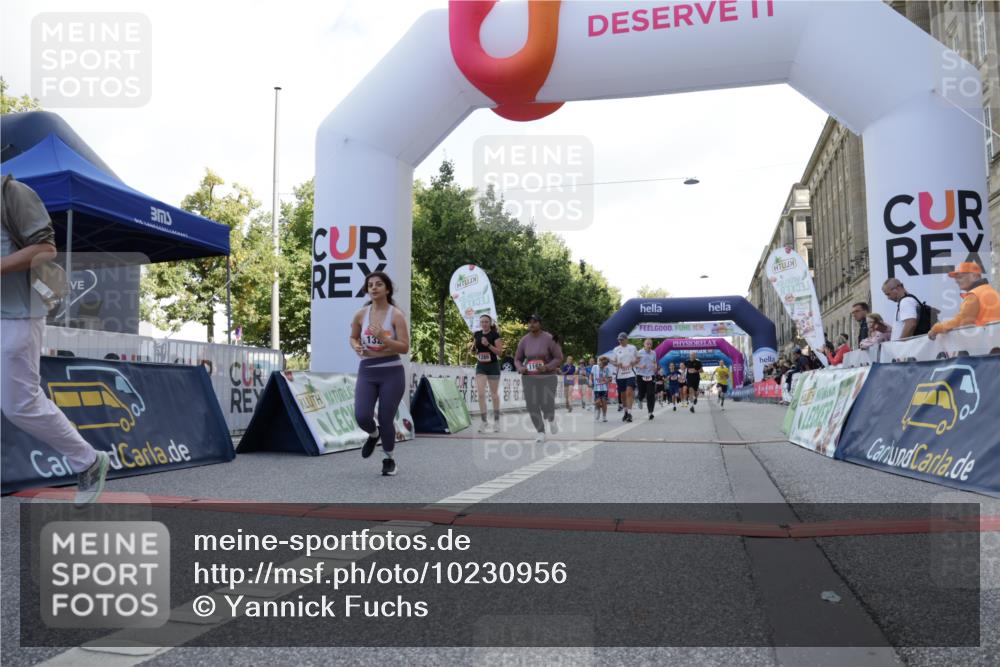 06.09.2026 - CURREX Alsterlauf Yannick Fuchs http://msf.ph/oto/10230956 06.09.2026 11:54:38 Ziel 1012, 1017, 1019, 1031, 1122, 1168, 1185, 1191, 1251, 1289, 1290, 1325, 1328, 1331 meine-sportfotos.de