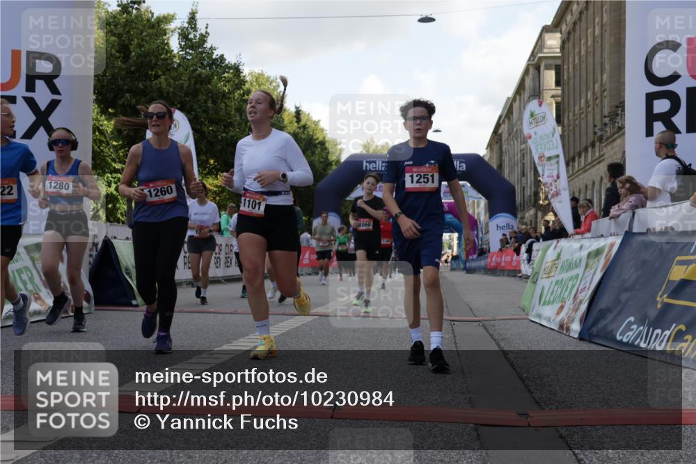 06.09.2026 - CURREX Alsterlauf Yannick Fuchs http://msf.ph/oto/10230984 06.09.2026 11:54:45 Ziel 1012, 1017, 1019, 1031, 1060, 1101, 1140, 1145, 1168, 1185, 1222, 1231, 1247, 1251, 1260, 1270, 1272, 1280, 1289, 1290, 1331 meine-sportfotos.de