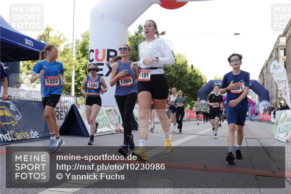 06.09.2026 - CURREX Alsterlauf Yannick Fuchs http://msf.ph/oto/10230986 06.09.2026 11:54:46 Ziel 1012, 1017, 1019, 1031, 1060, 1101, 1140, 1145, 1185, 1222, 1231, 1247, 1251, 1260, 1270, 1272, 1275, 1276, 1280, 1289, 1290, 1331 meine-sportfotos.de