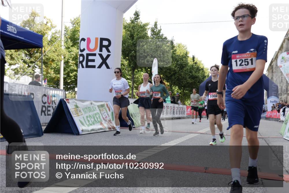 06.09.2026 - CURREX Alsterlauf Yannick Fuchs http://msf.ph/oto/10230992 06.09.2026 11:54:47 Ziel 1012, 1017, 1019, 1031, 1060, 1101, 1140, 1145, 1185, 1222, 1231, 1247, 1251, 1260, 1270, 1272, 1275, 1276, 1280, 1290, 1331 meine-sportfotos.de