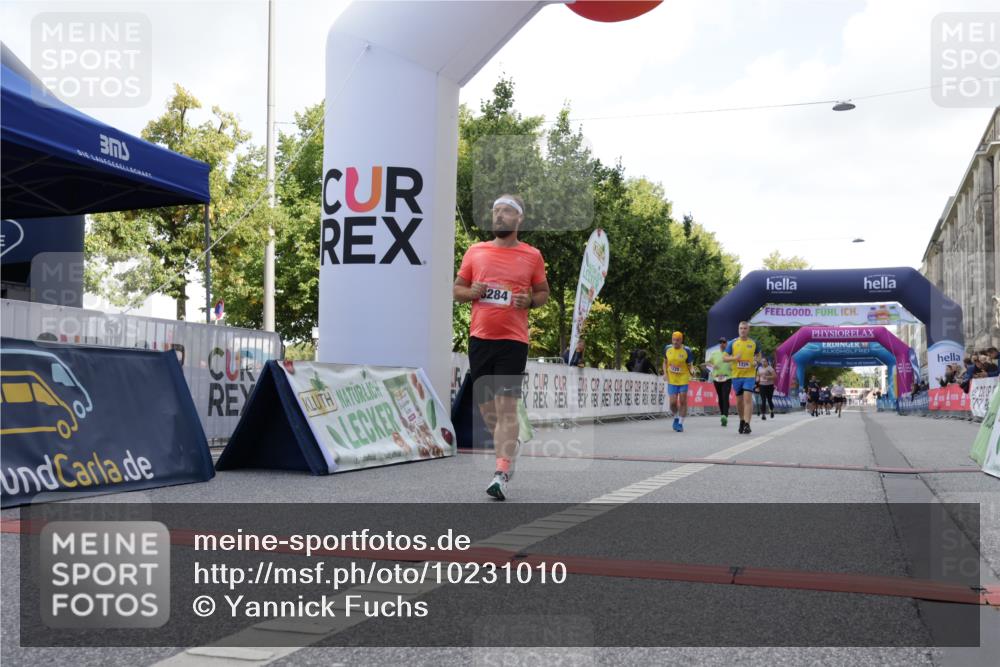 06.09.2026 - CURREX Alsterlauf Yannick Fuchs http://msf.ph/oto/10231010 06.09.2026 11:57:06 Ziel 1055, 1228, 1229, 1282, 1292, 8284, 8325, 8326 meine-sportfotos.de