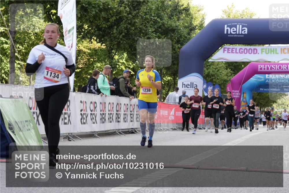 06.09.2026 - CURREX Alsterlauf Yannick Fuchs http://msf.ph/oto/10231016 06.09.2026 11:54:55 Ziel 1097, 1134, 1140, 1145, 1177, 1238, 1247, 1275, 1276 meine-sportfotos.de