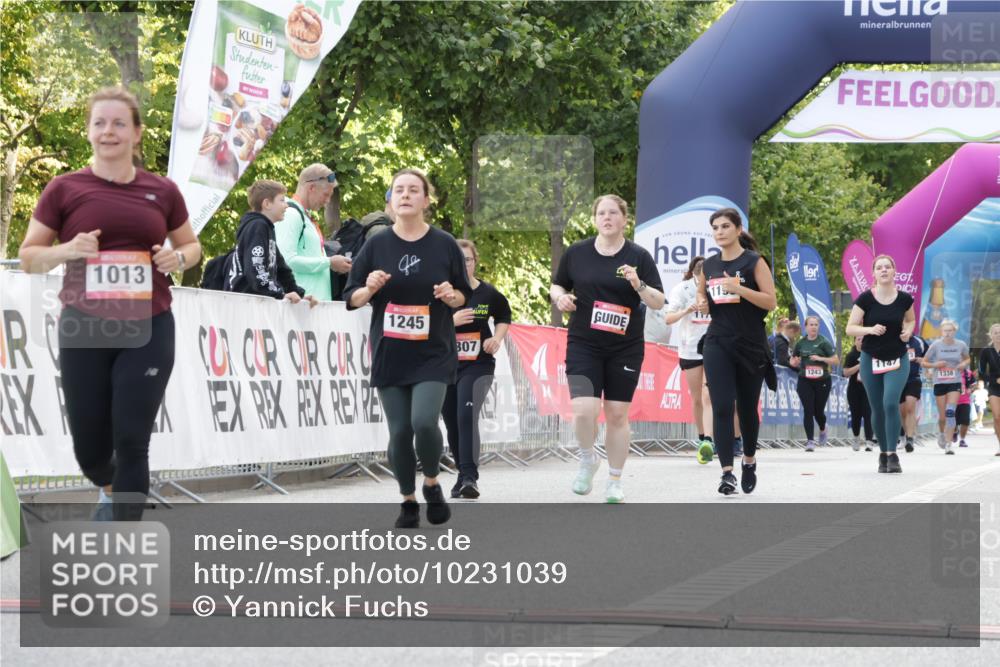 06.09.2026 - CURREX Alsterlauf Yannick Fuchs http://msf.ph/oto/10231039 06.09.2026 11:55:01 Ziel 1013, 1097, 1134, 1177, 1238, 1245, 1307 meine-sportfotos.de