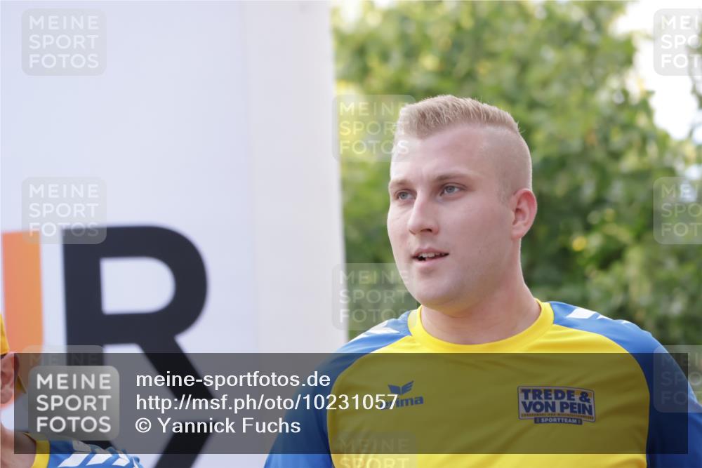 06.09.2026 - CURREX Alsterlauf Yannick Fuchs http://msf.ph/oto/10231057 06.09.2026 11:57:12 Ziel 1067, 1228, 1229, 1345, 1346, 8138, 8284 meine-sportfotos.de