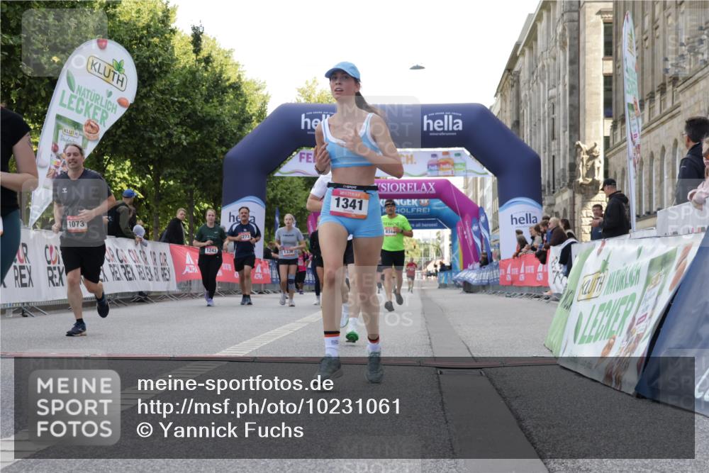 06.09.2026 - CURREX Alsterlauf Yannick Fuchs http://msf.ph/oto/10231061 06.09.2026 11:55:10 Ziel 1073, 1141, 1147, 1170, 1196, 1245, 1278, 1307, 1341, 8344 meine-sportfotos.de