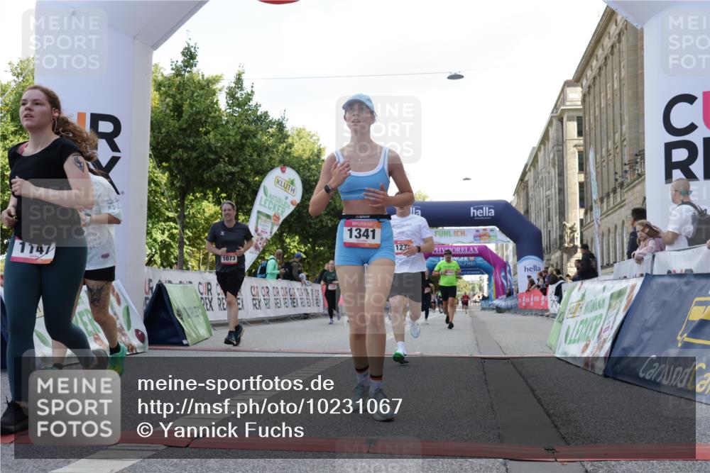 06.09.2026 - CURREX Alsterlauf Yannick Fuchs http://msf.ph/oto/10231067 06.09.2026 11:55:11 Ziel 1073, 1141, 1147, 1170, 1196, 1243, 1245, 1278, 1307, 1341, 8344 meine-sportfotos.de