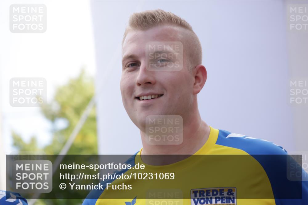 06.09.2026 - CURREX Alsterlauf Yannick Fuchs http://msf.ph/oto/10231069 06.09.2026 11:57:13 Ziel 1067, 1228, 1229, 1345, 1346, 8138 meine-sportfotos.de
