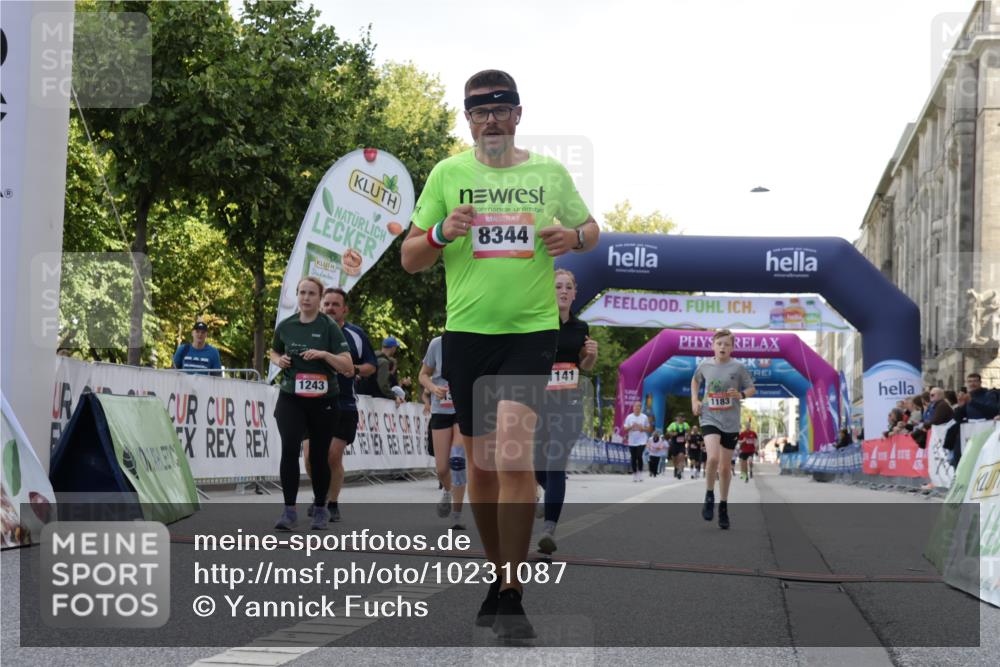 06.09.2026 - CURREX Alsterlauf Yannick Fuchs http://msf.ph/oto/10231087 06.09.2026 11:55:15 Ziel 1073, 1087, 1141, 1147, 1170, 1183, 1243, 1273, 1278, 1338, 1341, 8344 meine-sportfotos.de