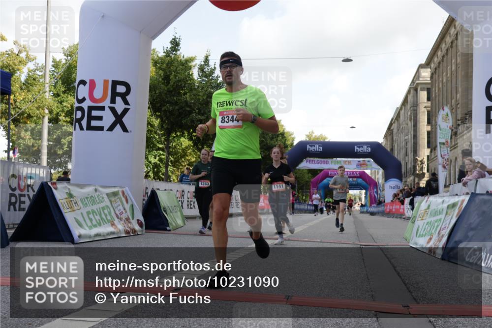 06.09.2026 - CURREX Alsterlauf Yannick Fuchs http://msf.ph/oto/10231090 06.09.2026 11:55:15 Ziel 1073, 1087, 1141, 1147, 1170, 1183, 1243, 1273, 1278, 1338, 1341, 8344 meine-sportfotos.de