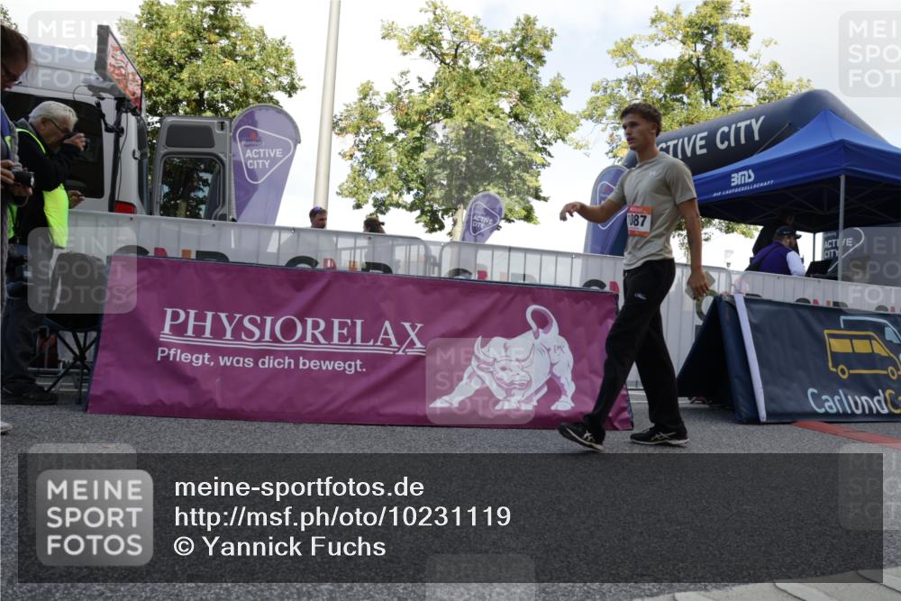 06.09.2026 - CURREX Alsterlauf Yannick Fuchs http://msf.ph/oto/10231119 06.09.2026 11:55:22 Ziel 1071, 1087, 1141, 1183, 1233, 1243, 1273, 1337, 1338 meine-sportfotos.de