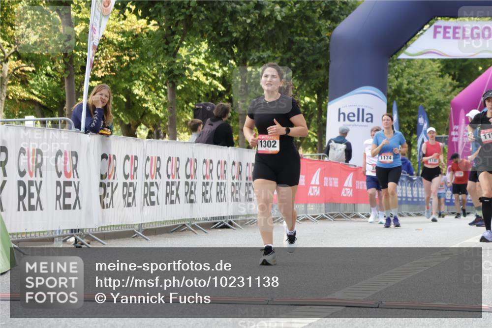 06.09.2026 - CURREX Alsterlauf Yannick Fuchs http://msf.ph/oto/10231138 06.09.2026 11:57:25 Ziel 1129, 1154, 1302 meine-sportfotos.de