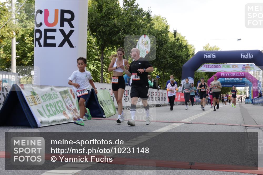 06.09.2026 - CURREX Alsterlauf Yannick Fuchs http://msf.ph/oto/10231148 06.09.2026 11:55:36 Ziel 1030, 1033, 1046, 1155, 1156, 1265, 1284, 1285, 1286, 1288, 8136 meine-sportfotos.de