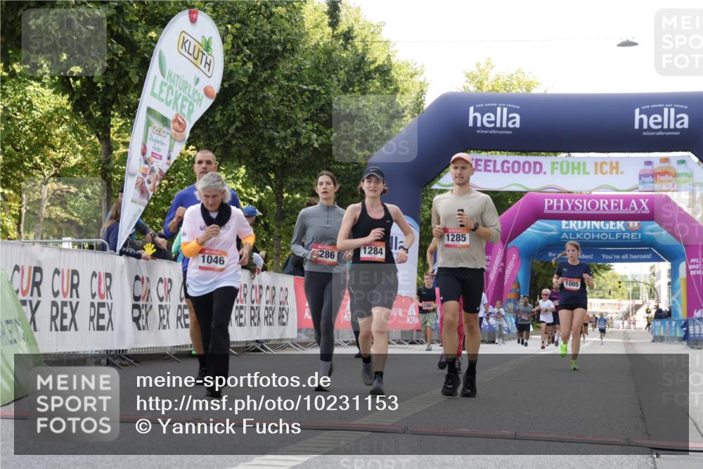 06.09.2026 - CURREX Alsterlauf Yannick Fuchs http://msf.ph/oto/10231153 06.09.2026 11:55:38 Ziel 1046, 1155, 1156, 1203, 1265, 1284, 1285, 1286, 1288 meine-sportfotos.de