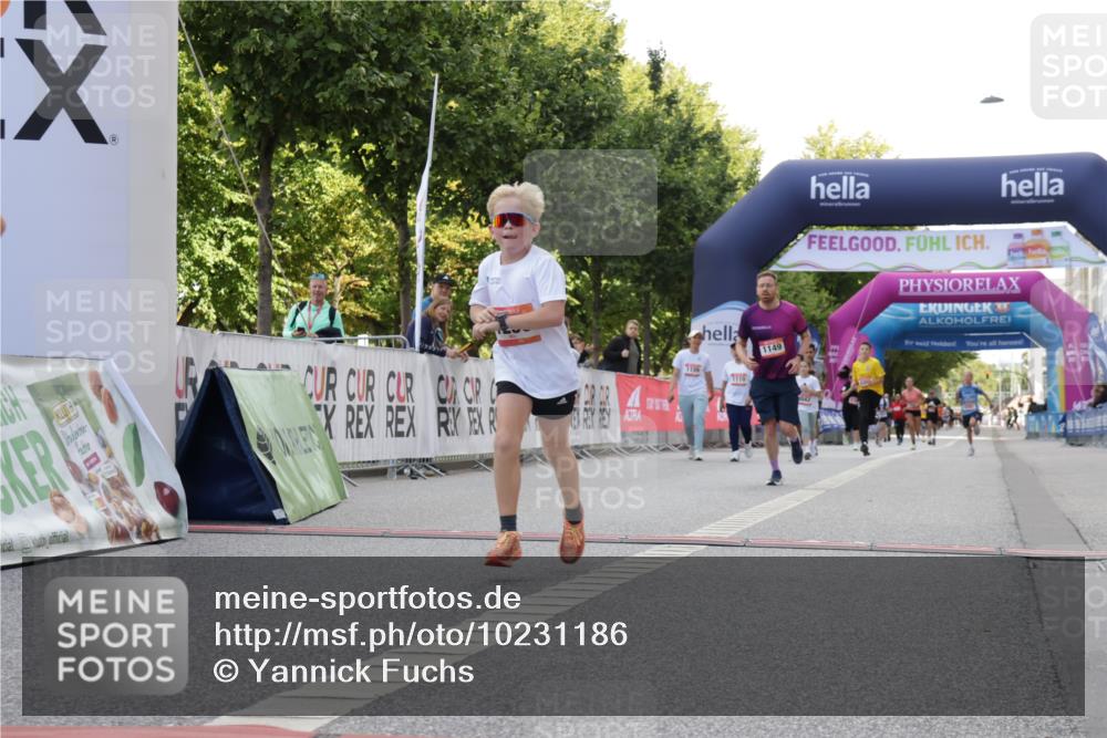 06.09.2026 - CURREX Alsterlauf Yannick Fuchs http://msf.ph/oto/10231186 06.09.2026 11:55:49 Ziel 1004, 1005, 1149, 1203, 1234, 1296, 1326 meine-sportfotos.de