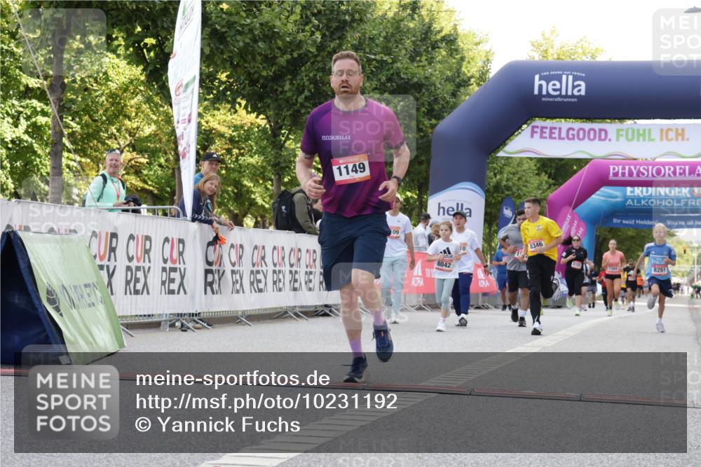 06.09.2026 - CURREX Alsterlauf Yannick Fuchs http://msf.ph/oto/10231192 06.09.2026 11:55:51 Ziel 1004, 1005, 1149, 1234, 1296, 1326, 8042, 8251, 8346 meine-sportfotos.de