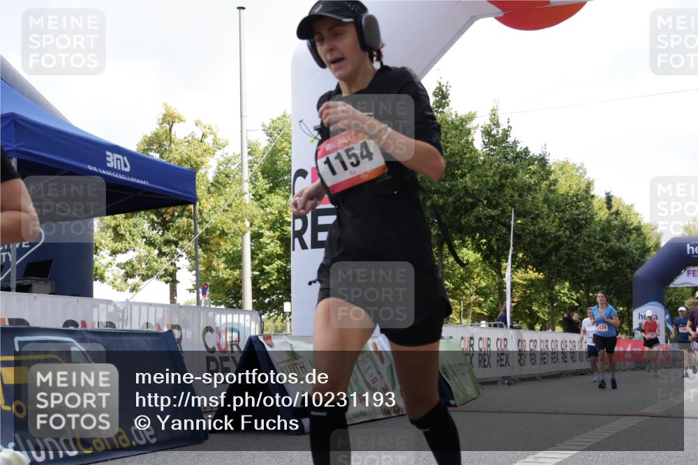 06.09.2026 - CURREX Alsterlauf Yannick Fuchs http://msf.ph/oto/10231193 06.09.2026 11:57:30 Ziel 1154, 1174, 1193, 1302 meine-sportfotos.de