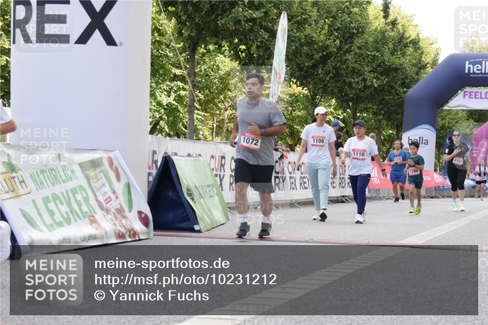 06.09.2026 - CURREX Alsterlauf Yannick Fuchs http://msf.ph/oto/10231212 06.09.2026 11:55:57 Ziel 1072, 1109, 1110, 1149, 1299, 1344, 8042, 8103, 8251, 8346 meine-sportfotos.de