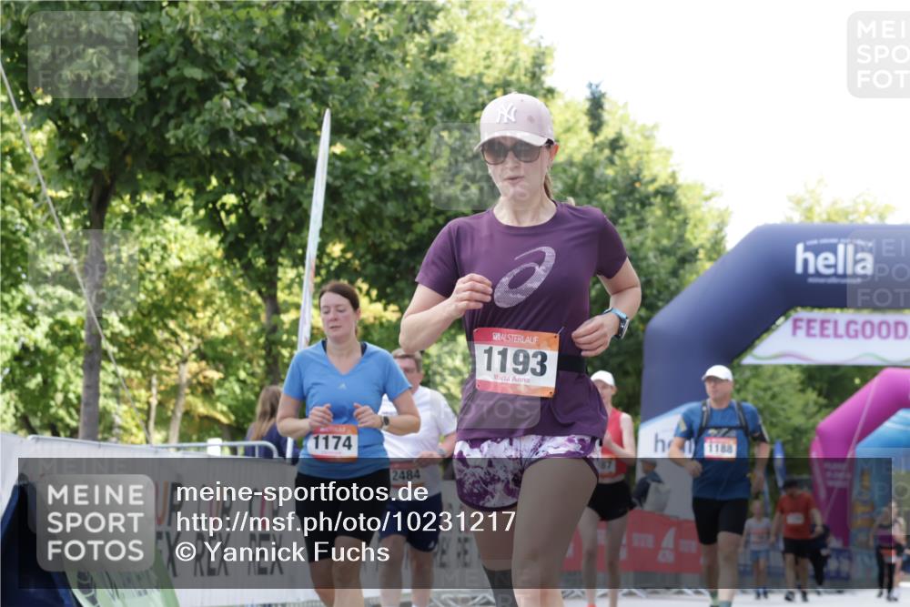 06.09.2026 - CURREX Alsterlauf Yannick Fuchs http://msf.ph/oto/10231217 06.09.2026 11:57:33 Ziel 1154, 1174, 1187, 1188, 1193, 1302, 2484 meine-sportfotos.de