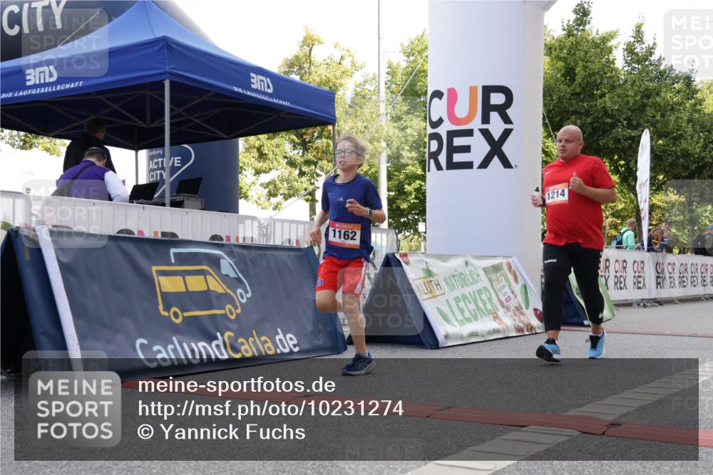 06.09.2026 - CURREX Alsterlauf Yannick Fuchs http://msf.ph/oto/10231274 06.09.2026 11:56:15 Ziel 1131, 1162, 1214, 8285, 8312 meine-sportfotos.de