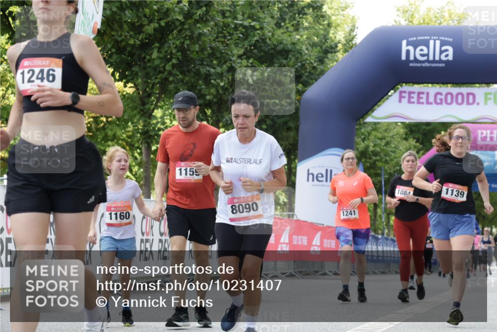 06.09.2026 - CURREX Alsterlauf Yannick Fuchs http://msf.ph/oto/10231407 06.09.2026 11:57:49 Ziel 1036, 1084, 1139, 1159, 1160, 1210, 1241, 1246, 8090 meine-sportfotos.de