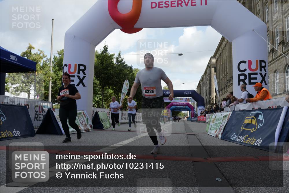 06.09.2026 - CURREX Alsterlauf Yannick Fuchs http://msf.ph/oto/10231415 06.09.2026 11:57:03 Ziel 1055, 1171, 1248, 1257, 1282, 1292, 8284, 8325, 8326 meine-sportfotos.de