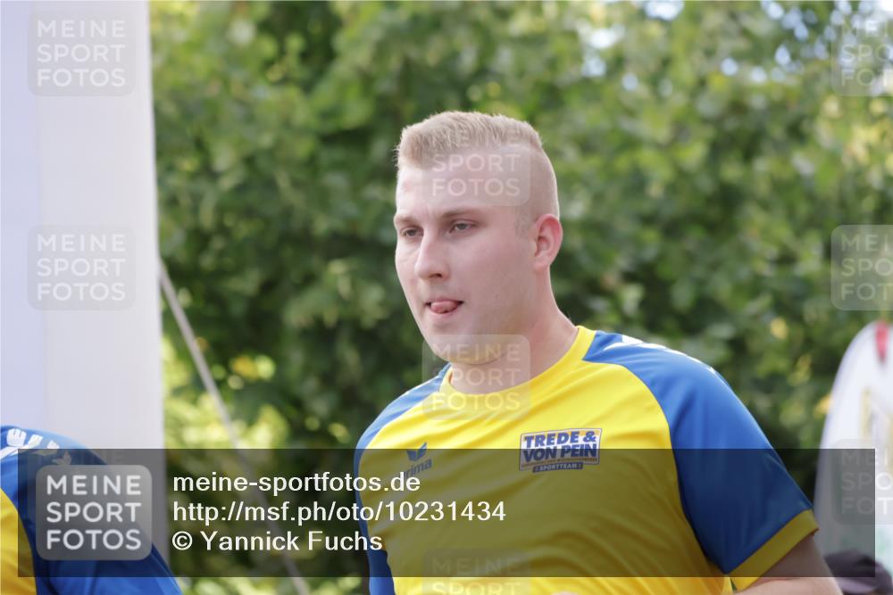 06.09.2026 - CURREX Alsterlauf Yannick Fuchs http://msf.ph/oto/10231434 06.09.2026 11:57:12 Ziel 1067, 1228, 1229, 1345, 1346, 8138, 8284 meine-sportfotos.de