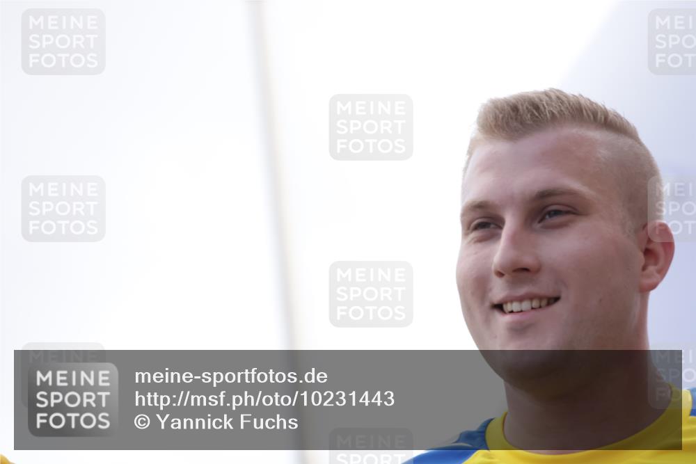 06.09.2026 - CURREX Alsterlauf Yannick Fuchs http://msf.ph/oto/10231443 06.09.2026 11:57:13 Ziel 1067, 1228, 1229, 1345, 1346, 8138 meine-sportfotos.de