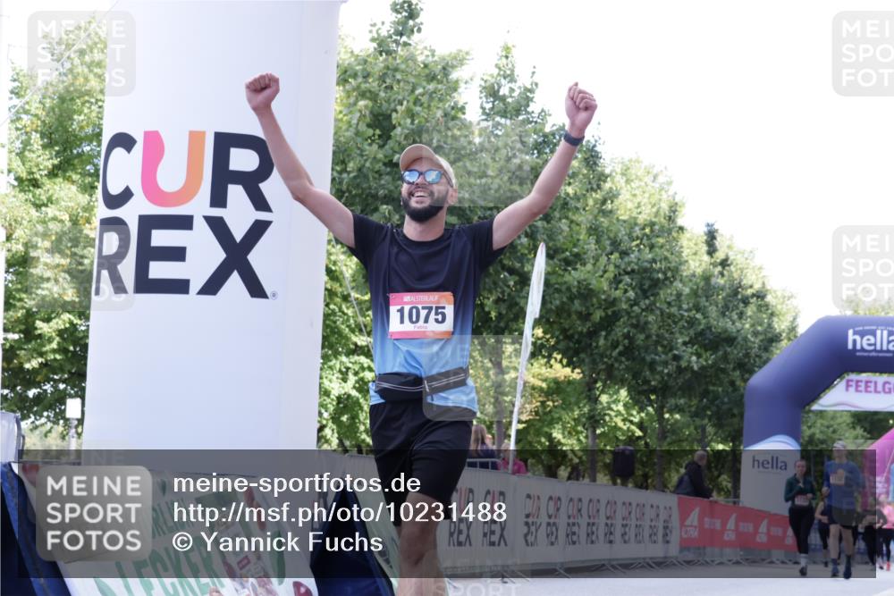 06.09.2026 - CURREX Alsterlauf Yannick Fuchs http://msf.ph/oto/10231488 06.09.2026 11:57:58 Ziel 1036, 1075, 1084, 1139, 1159, 1160, 1241 meine-sportfotos.de