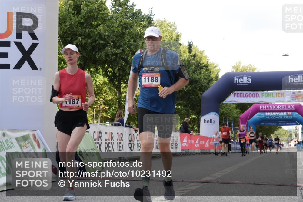 06.09.2026 - CURREX Alsterlauf Yannick Fuchs http://msf.ph/oto/10231492 06.09.2026 11:57:38 Ziel 1174, 1187, 1188, 1193, 2484 meine-sportfotos.de