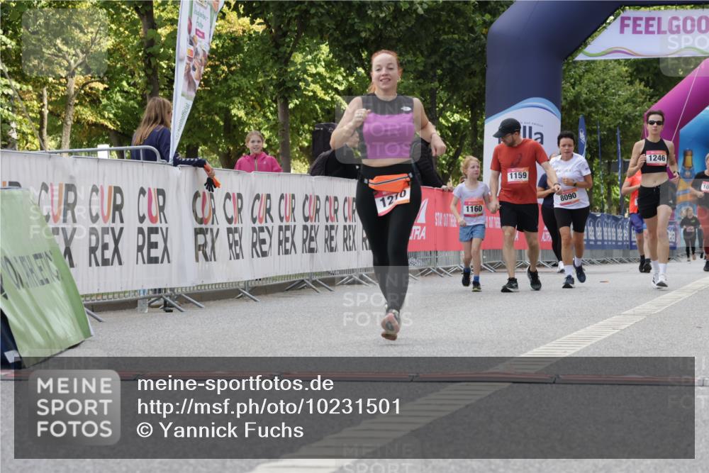 06.09.2026 - CURREX Alsterlauf Yannick Fuchs http://msf.ph/oto/10231501 06.09.2026 11:57:43 Ziel 1187, 1188, 1210, 1246, 2484 meine-sportfotos.de