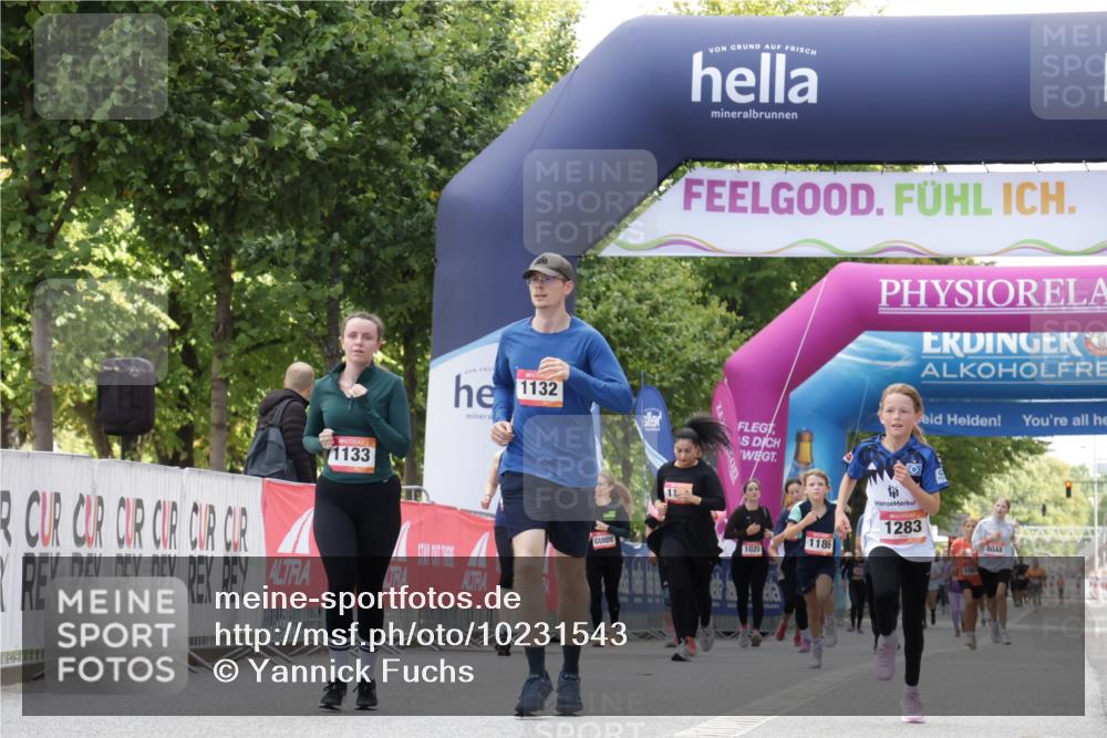 06.09.2026 - CURREX Alsterlauf Yannick Fuchs http://msf.ph/oto/10231543 06.09.2026 11:58:02 Ziel 1075, 1283 meine-sportfotos.de