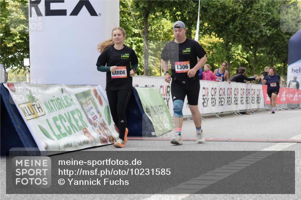 06.09.2026 - CURREX Alsterlauf Yannick Fuchs http://msf.ph/oto/10231585 06.09.2026 11:58:24 Ziel 1020, 1158, 1306 meine-sportfotos.de