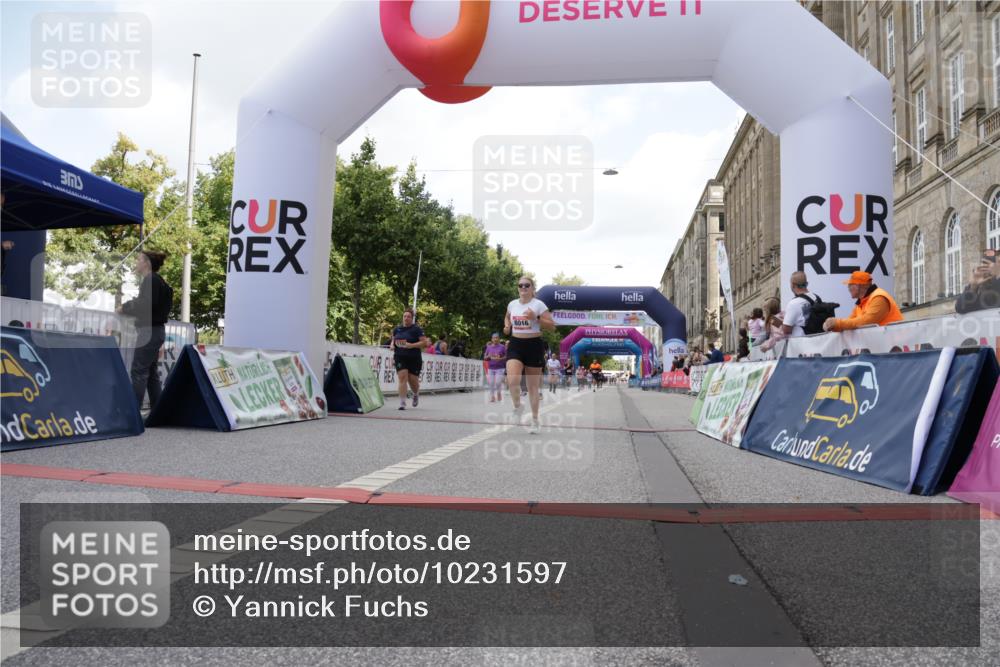 06.09.2026 - CURREX Alsterlauf Yannick Fuchs http://msf.ph/oto/10231597 06.09.2026 11:58:30 Ziel 1082, 1182, 1306, 1314, 8016 meine-sportfotos.de