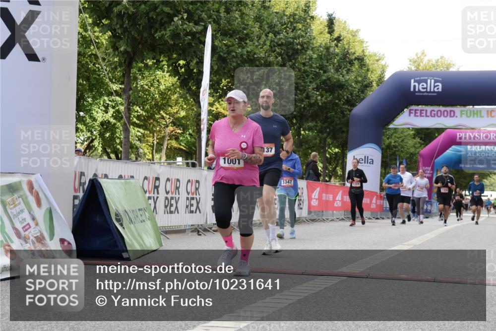 06.09.2026 - CURREX Alsterlauf Yannick Fuchs http://msf.ph/oto/10231641 06.09.2026 11:58:44 Ziel 1001, 1089, 1090, 1114, 1115, 1202, 1235, 1347, 8137 meine-sportfotos.de